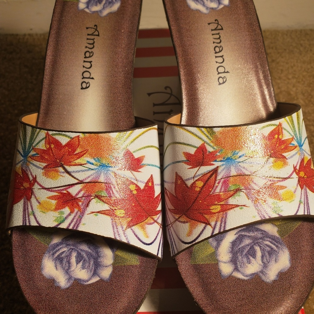 Amanda Flower Slides